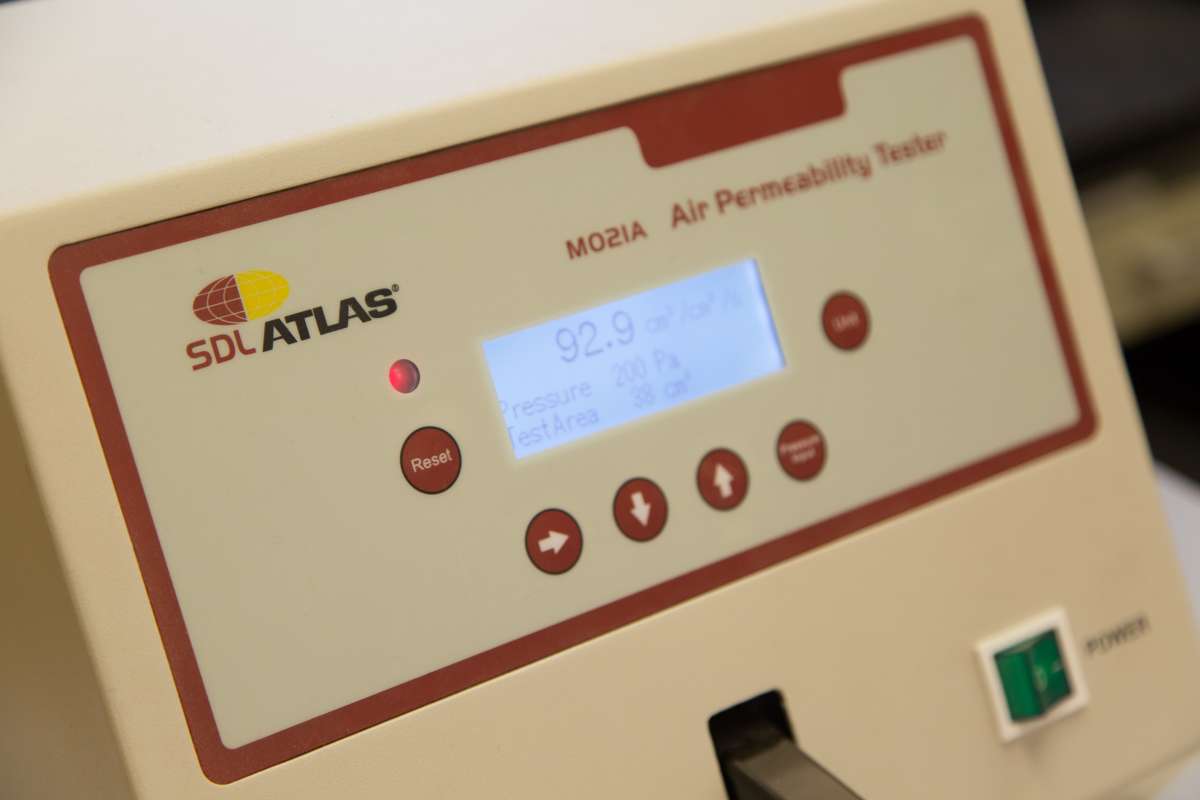 Air permeability tester