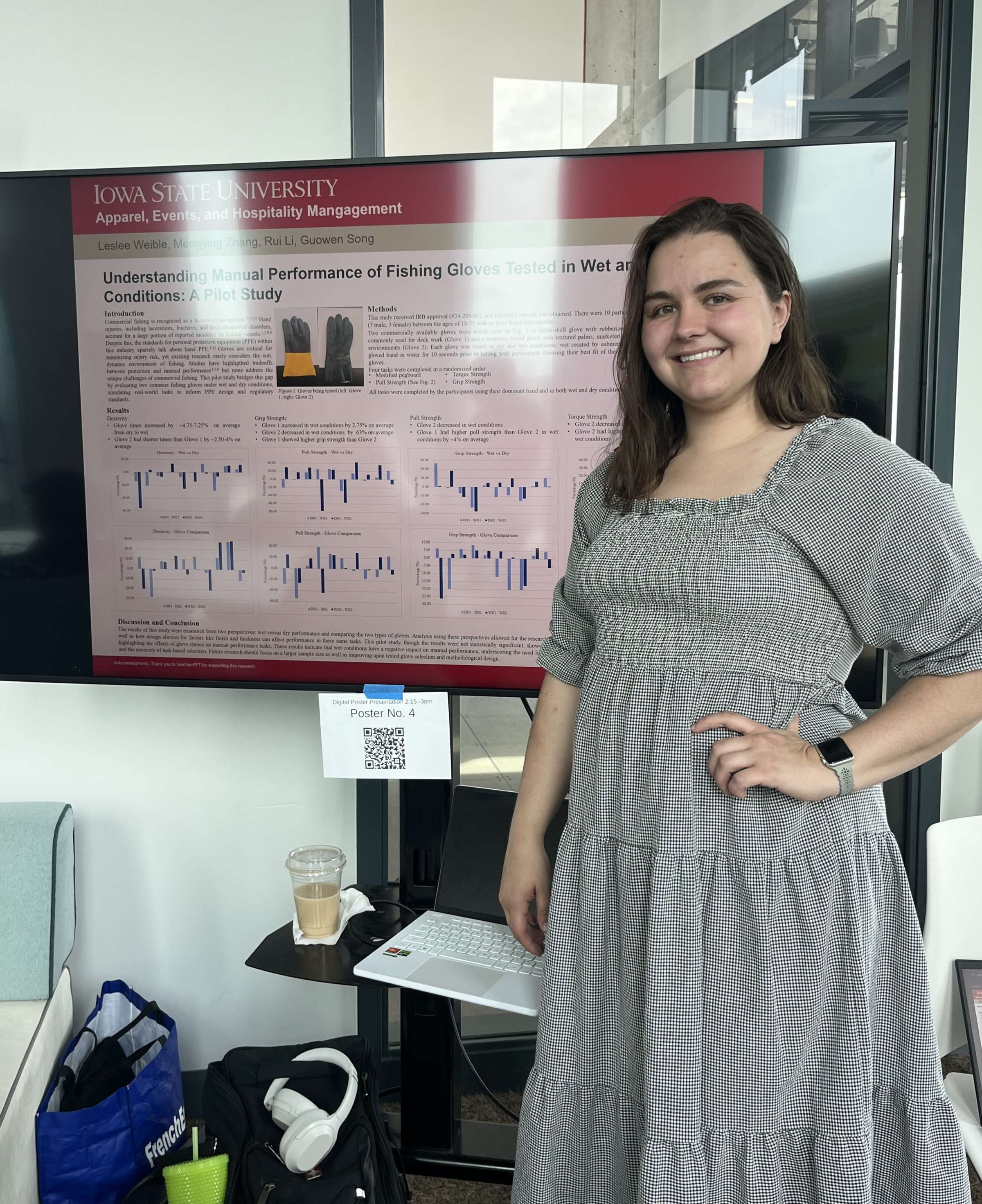 Leslee presenting “Understanding Manual Performance of Fishing Gloves in Wet and Dry Conditions: A Pilot Study”
